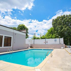 Americas Best Value Inn Winston-Salem